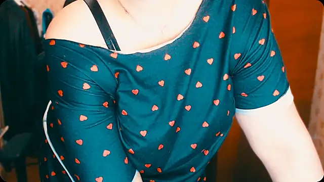 Snapshot of AlisaHot55 chatting on 31, 10, 2025 AlisaHot55 online show from 31, 10, 2025