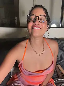 Snapshot of Lauyako chatting on 27, 6, 2026 Lauyako online show from 27, 6, 2026