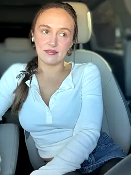 lunagirl13 online show from 31, 10, 2025