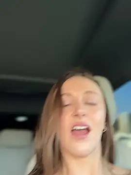 lunagirl13 online show from 6, 2, 2026