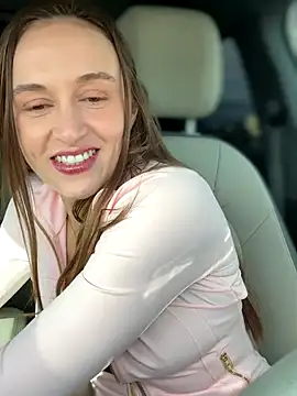 lunagirl13 online show from 7, 1, 2026