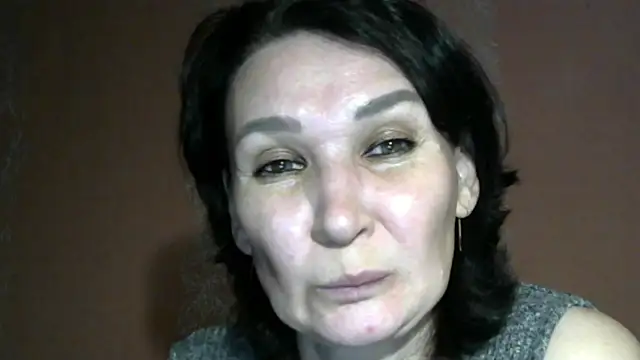 PrettyAndWild online show from 19, 9, 2025