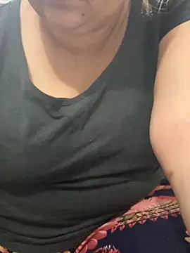 Snapshot of Preet_Kaur_69 chatting on 17, 6, 2026 Preet Kaur 69 online show from 17, 6, 2026