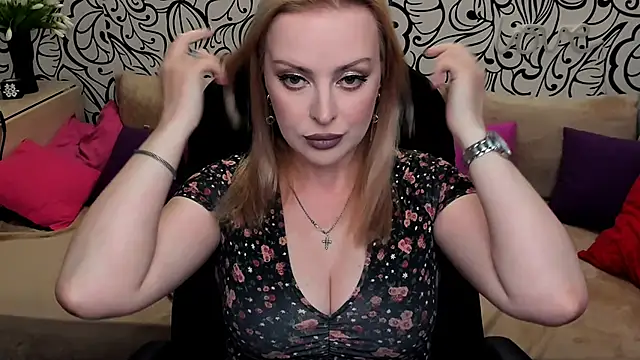 Snapshot of Hotdreamhere chatting on 19, 6, 2026 Hotdreamhere online show from 19, 6, 2026