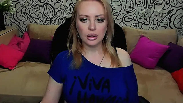 Hotdreamhere online show from 10, 5, 2026