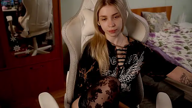 ho1yho1e online show from 18, 3, 2026