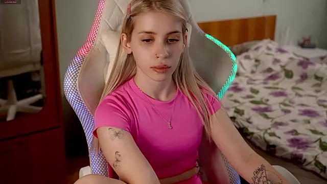 ho1yho1e online show from 25, 3, 2026