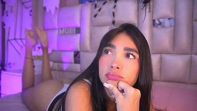 Snapshot of katy_rioss chatting on 28, 10, 2025 katy rioss online show from 28, 10, 2025