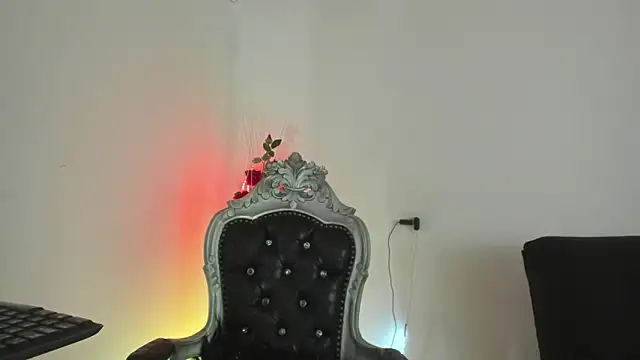 Snapshot of Hela_wet chatting on 7, 2, 2025 Hela wet online show from 7, 2, 2025