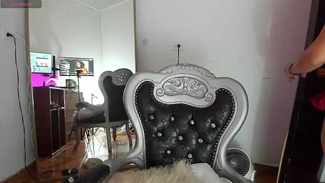 Snapshot of Hela_wet chatting on 26, 5, 2026 Hela wet online show from 26, 5, 2026