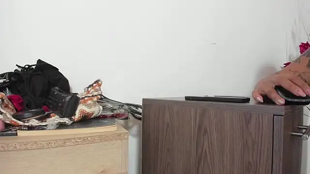 Snapshot of Hela_wet chatting on 22, 2, 2025 Hela wet online show from 22, 2, 2025