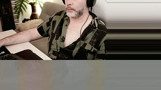 Sanders White online show from 28, 1, 2025