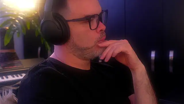 Sanders White online show from 13, 9, 2025