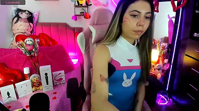 lilly sweett online show from 15, 2, 2025