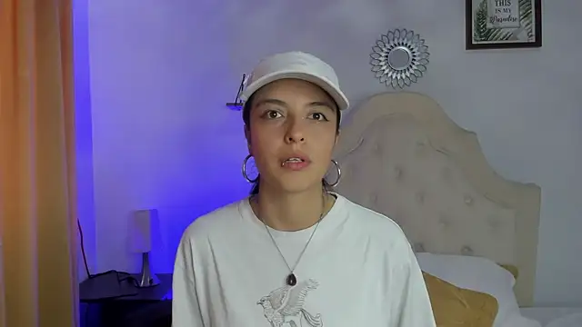 Snapshot of AneeSmith chatting on 3, 12, 2024 AneeSmith online show from 3, 12, 2024