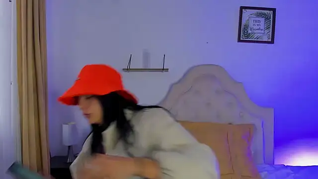 Snapshot of AneeSmith chatting on 2, 12, 2024 AneeSmith online show from 2, 12, 2024