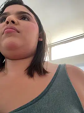 Lia sexx online show from 27, 5, 2026