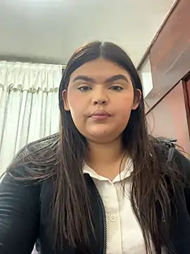 Lia sexx online show from 5, 10, 2025