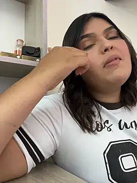 Lia sexx online show from 24, 3, 2026