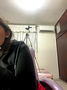 Lia sexx online show from 8, 10, 2025