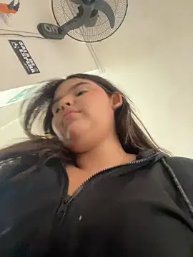 Lia sexx online show from 3, 10, 2025