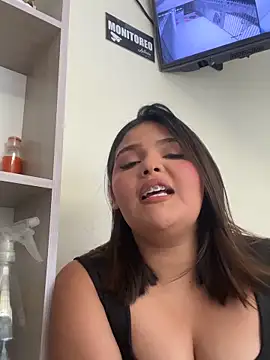 Lia sexx online show from 15, 4, 2026