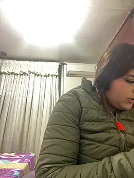 Lia sexx online show from 20, 2, 2026