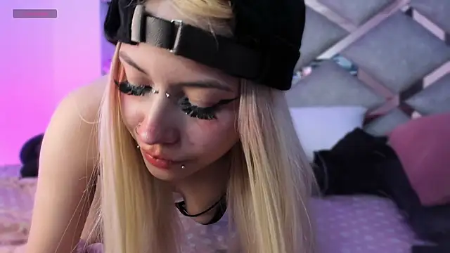 Snapshot of Keidy_rose chatting on 28, 2, 2025 Keidy rose online show from 28, 2, 2025