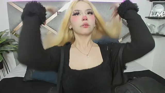 Snapshot of Keidy_rose chatting on 4, 10, 2025 Keidy rose online show from 4, 10, 2025