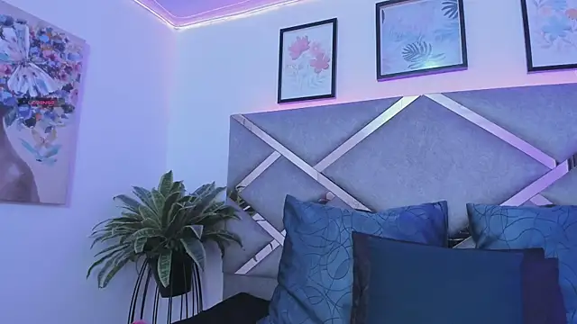 Snapshot of Keidy_rose chatting on 7, 11, 2025 Keidy rose online show from 7, 11, 2025