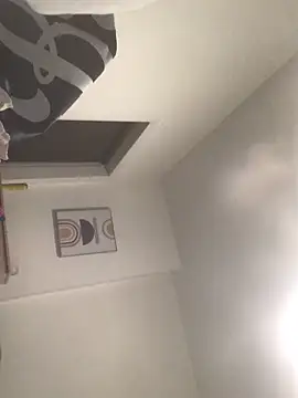 Sexyheelskev online show from 2, 3, 2026