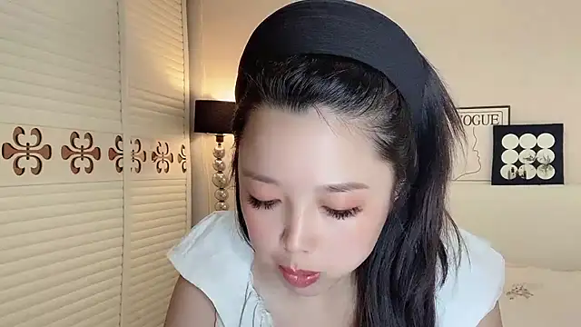 Snapshot of kk_lele chatting on 5, 6, 2026 kk lele online show from 5, 6, 2026