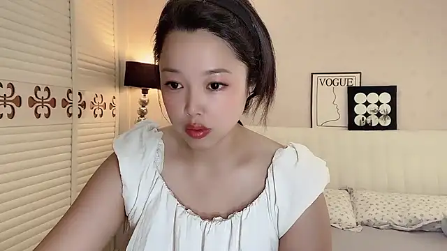 Snapshot of kk_lele chatting on 19, 7, 2026 kk lele online show from 19, 7, 2026