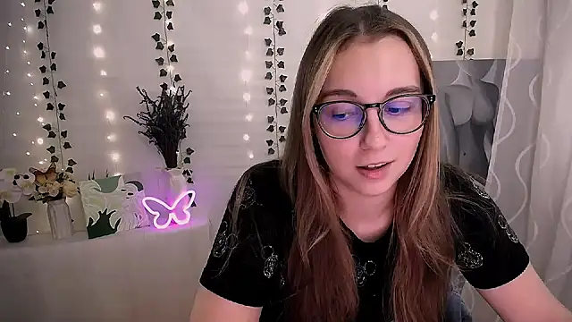 Snapshot of SweetPrincess_ chatting on 24, 9, 2025 SweetPrincess online show from 24, 9, 2025