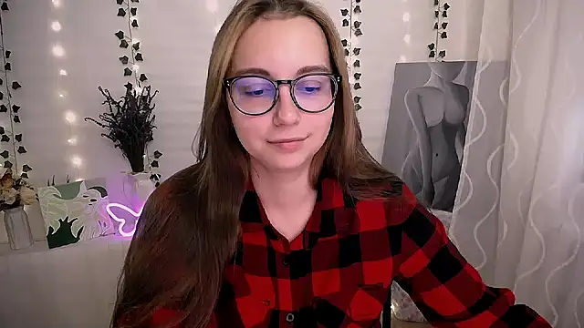 Snapshot of SweetPrincess_ chatting on 10, 9, 2025 SweetPrincess online show from 10, 9, 2025