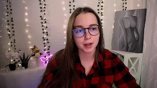 Snapshot of SweetPrincess_ chatting on 19, 11, 2025 SweetPrincess online show from 19, 11, 2025