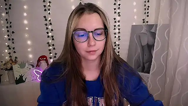 Snapshot of SweetPrincess_ chatting on 23, 10, 2025 SweetPrincess online show from 23, 10, 2025