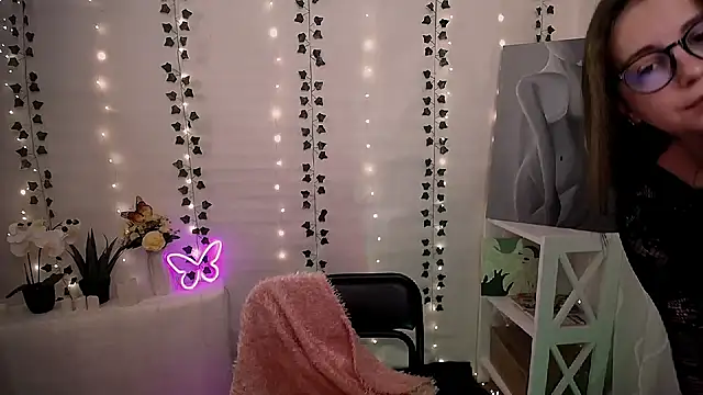 Snapshot of SweetPrincess_ chatting on 13, 11, 2025 SweetPrincess online show from 13, 11, 2025