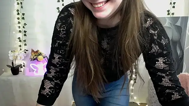 Snapshot of SweetPrincess_ chatting on 10, 3, 2025 SweetPrincess online show from 10, 3, 2025