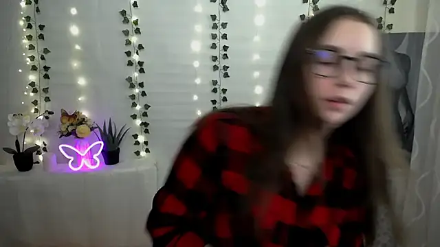 Snapshot of SweetPrincess_ chatting on 14, 3, 2025 SweetPrincess online show from 14, 3, 2025