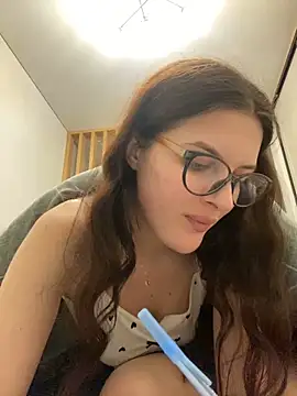 little belucci online show from 24, 2, 2025