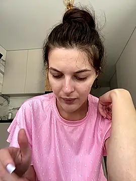 little belucci online show from 14, 9, 2025