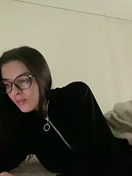 little belucci online show from 15, 11, 2025