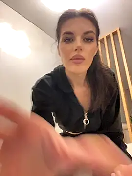 little belucci online show from 23, 11, 2025