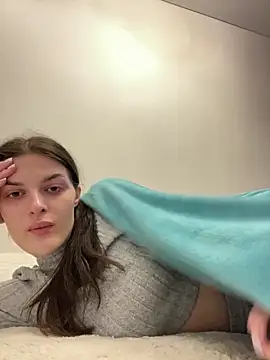 little belucci online show from 2, 10, 2025