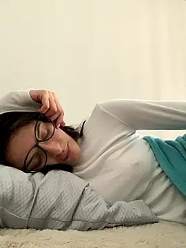 little belucci online show from 9, 9, 2025