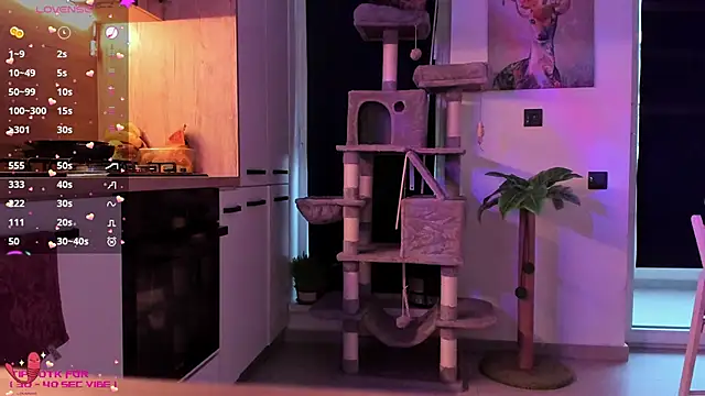 Snapshot of _alleyesonme_ chatting on 17, 3, 2025 alleyesonme online show from 17, 3, 2025