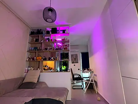 Snapshot of _alleyesonme_ chatting on 6, 11, 2025 alleyesonme online show from 6, 11, 2025