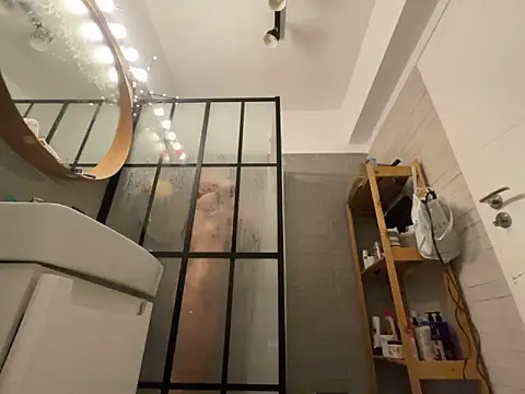 Snapshot of _alleyesonme_ chatting on 3, 11, 2025 alleyesonme online show from 3, 11, 2025