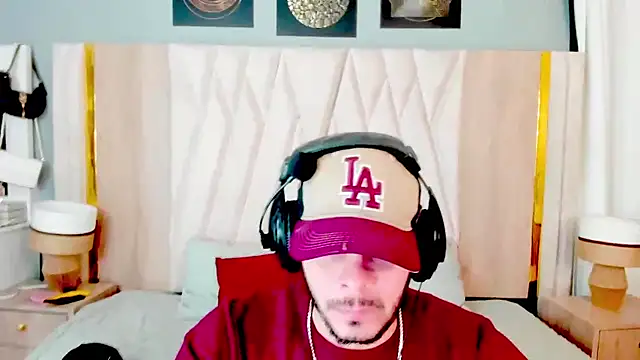 hottstuffx69 online show from 8, 11, 2025